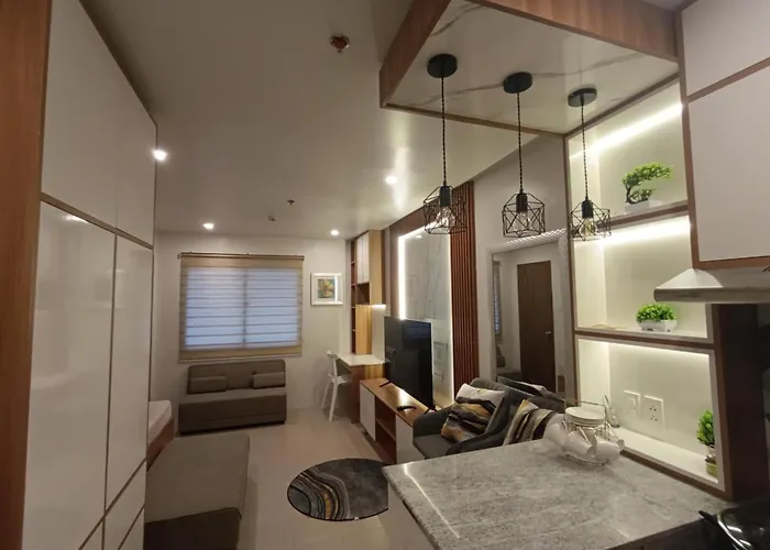 Plumera Mactan Near Airport Hotel apartamentowy 3*
