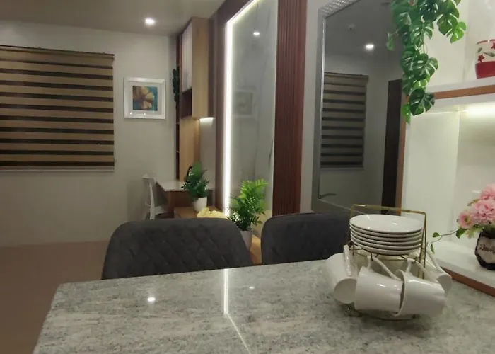 Plumera Mactan Near Airport Hotel apartamentowy