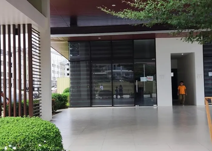 Hotel apartamentowy Plumera Mactan Near Airport 3*