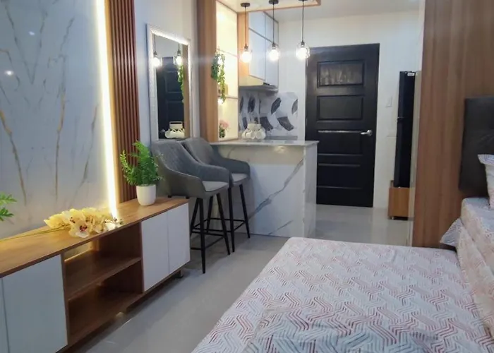 Plumera Mactan Near Airport Hotel apartamentowy
